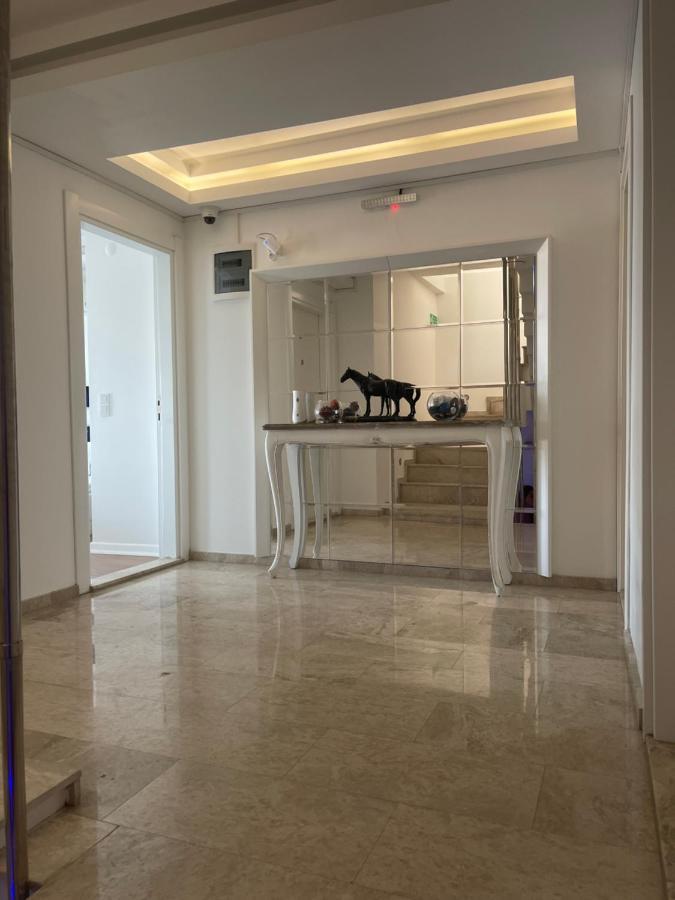 Marin Otel Urla Luaran gambar