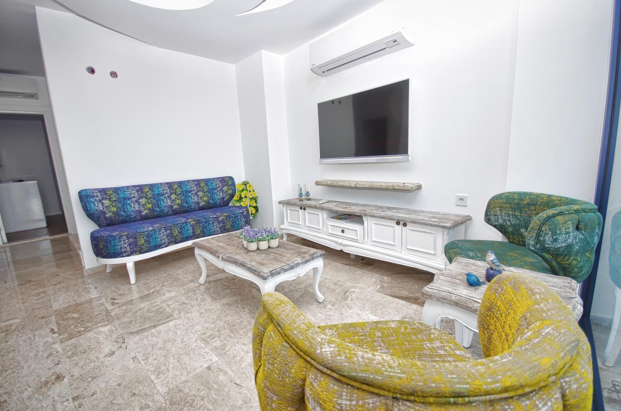 Marin Otel Urla Luaran gambar